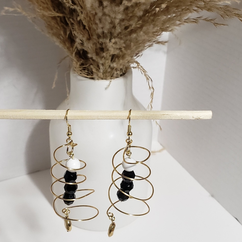 Piano key inspired spiral  Earrings - Inv.462